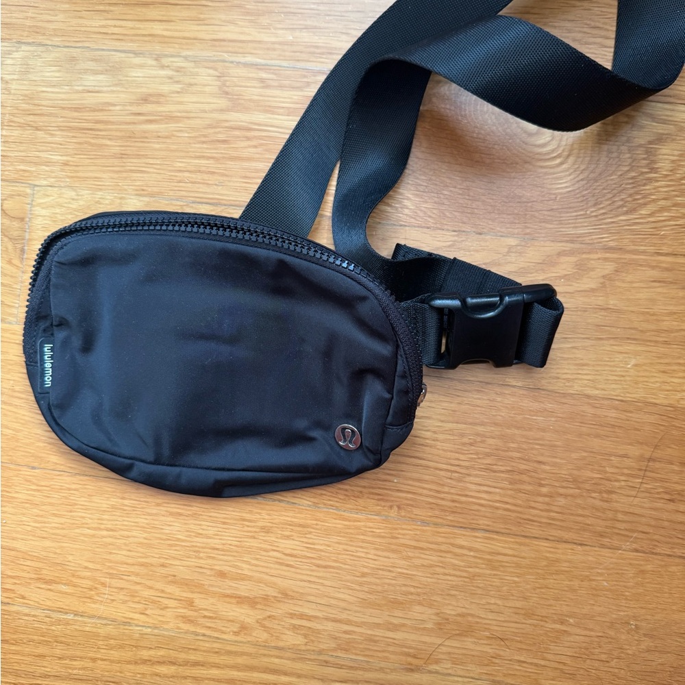 lululemon athletica Black Belt Bag for Men
